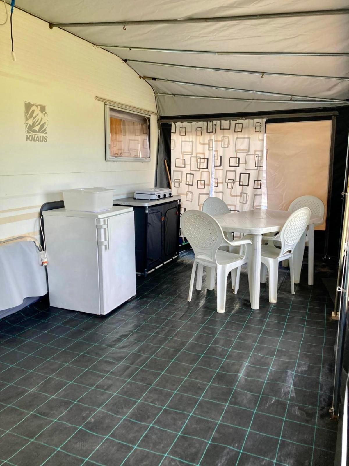 Camping Cala D'Ostia Pula Exterior photo
