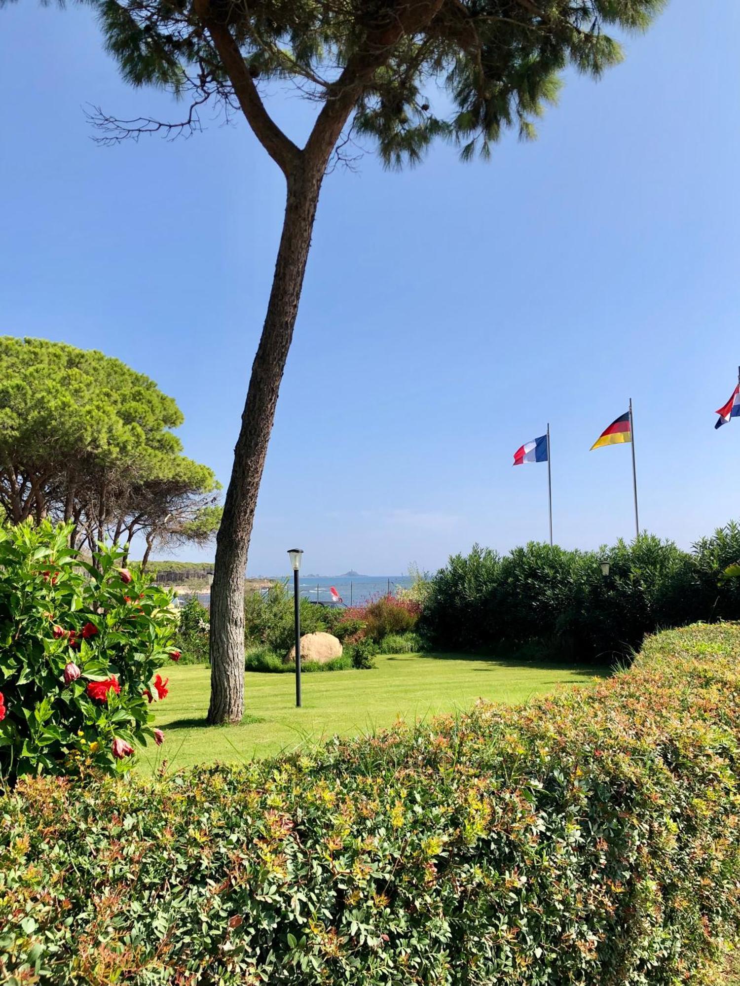 Camping Cala D'Ostia Pula Exterior photo
