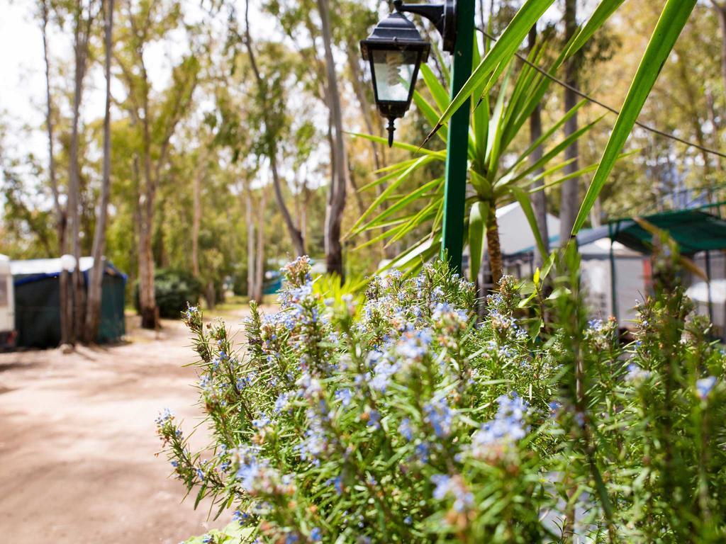 Camping Cala D'Ostia Pula Exterior photo